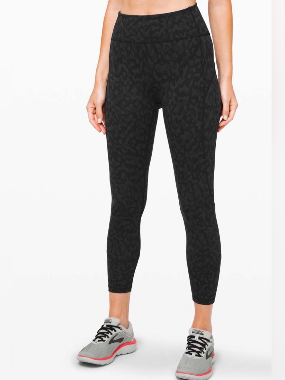 Lululemon in movement tight
